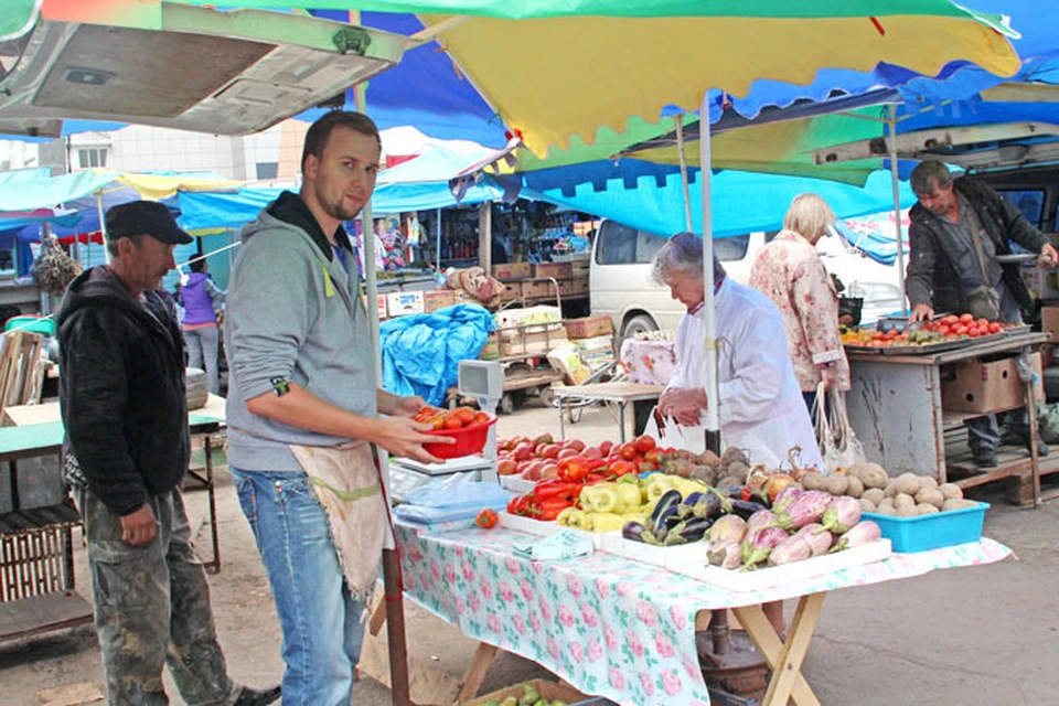 Новости рынка владивостока. Владивосток рынок. Продуктовый рынок Владивосток. Овощной рынок Владивосток. Владивостокского рынка.