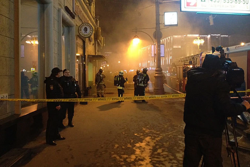 Во время пожара в коллекторе на Тверской пострадали четверо прохожих
