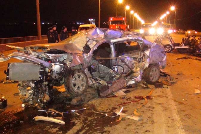 А аварии на Мызинском мосту погибли пять человек