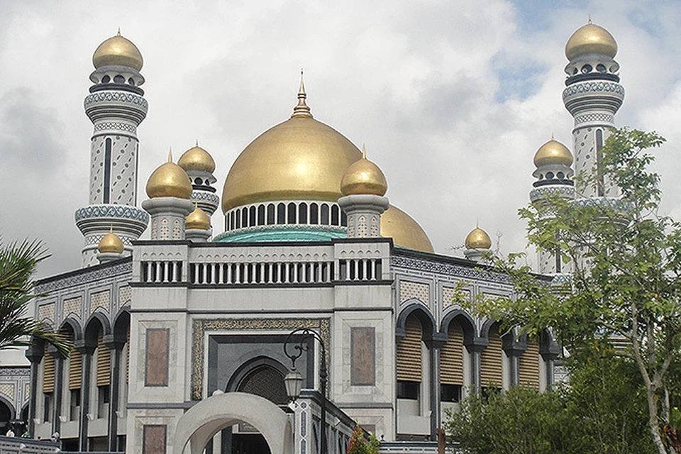 Мечеть Киаронг (мечеть султана Болкиаха)