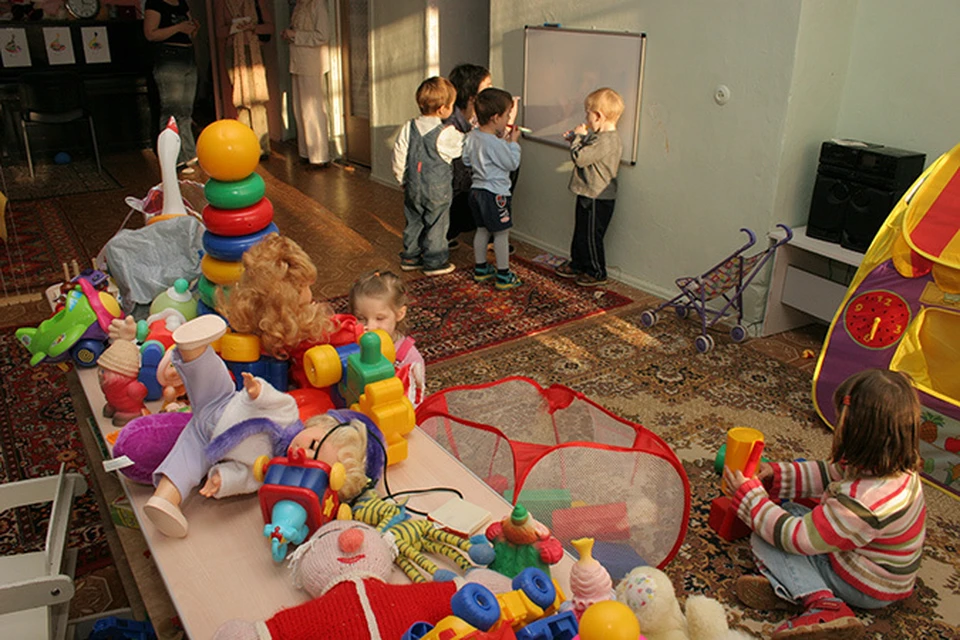 Единороссы запада Москвы собрали в «Коробку храбрости» более тысячи игрушек и развивающих игр