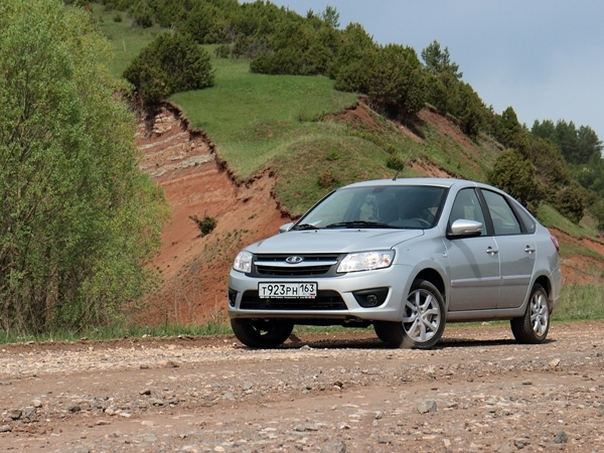 Журналисты «Комсомолки» провели тест-драйв Lada Granta лифтбек в Ижевске -  KP.RU