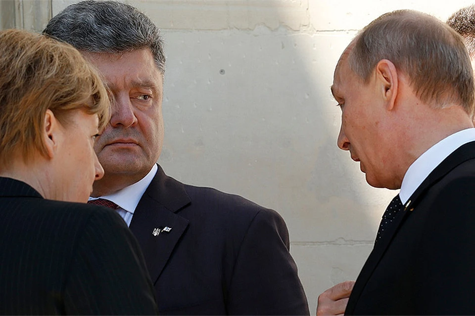 Путин и Порошенко обсудили ситуацию на Украине.