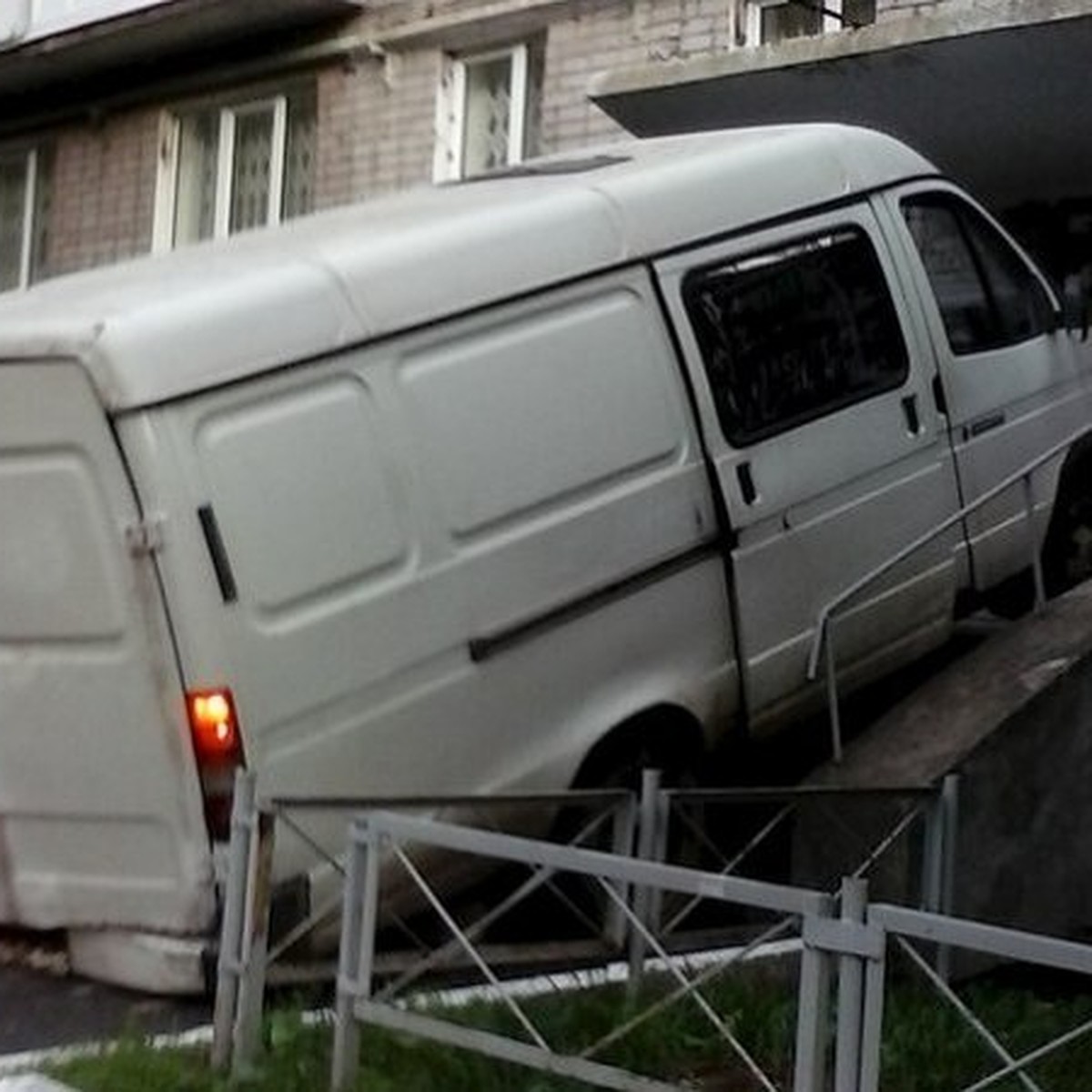 Утро в Ижевске: парковка 