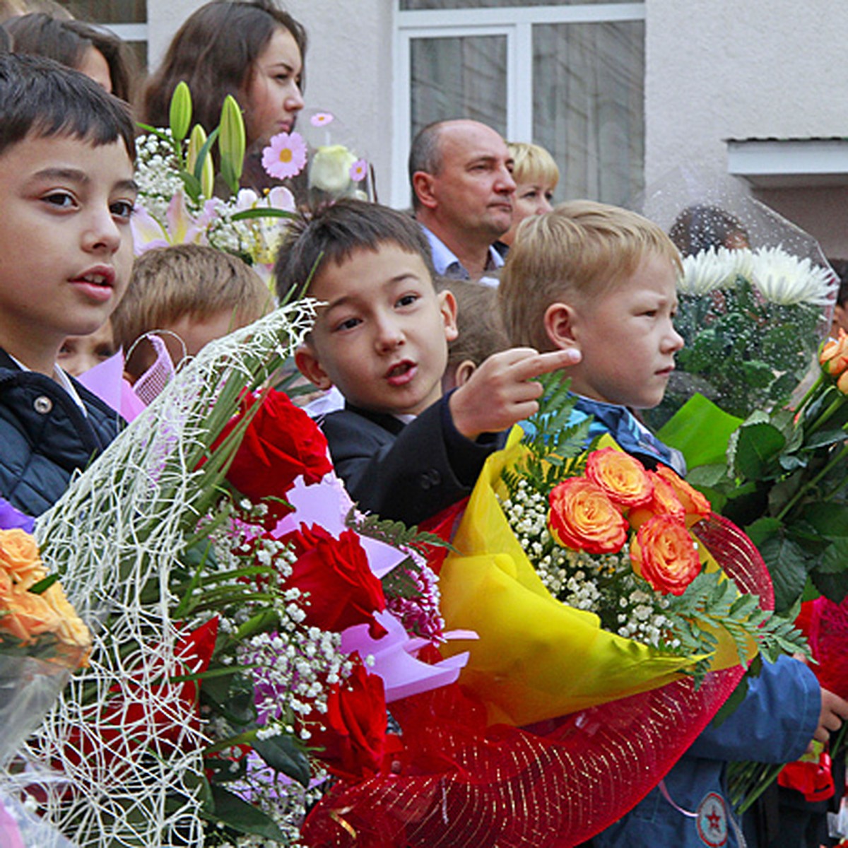 Первоклашка, первоклассник, вот и кончился твой праздник! - KP.RU