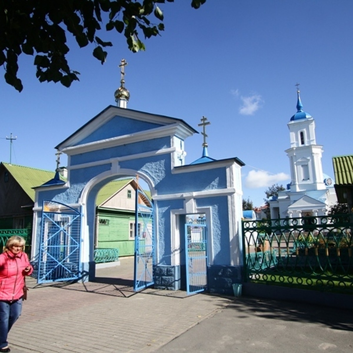 Уникальная мозаика Богородицы по эскизу Васнецова чудом попала в Беларусь -  KP.RU