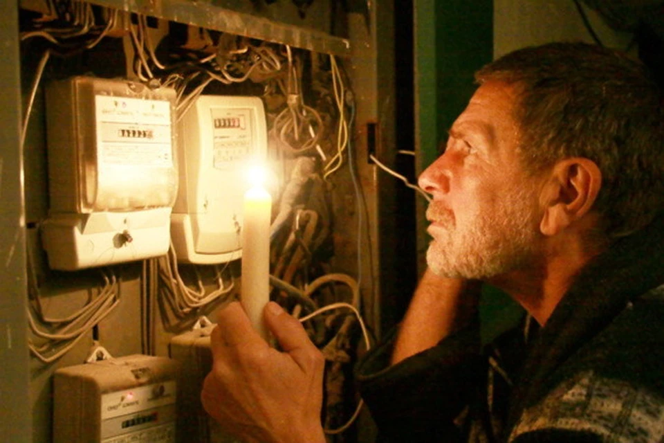 Смолянам советуют не спешить перепрограммировать двухтарифные счетчики электроэнергии. Фото Николай Дементьев.