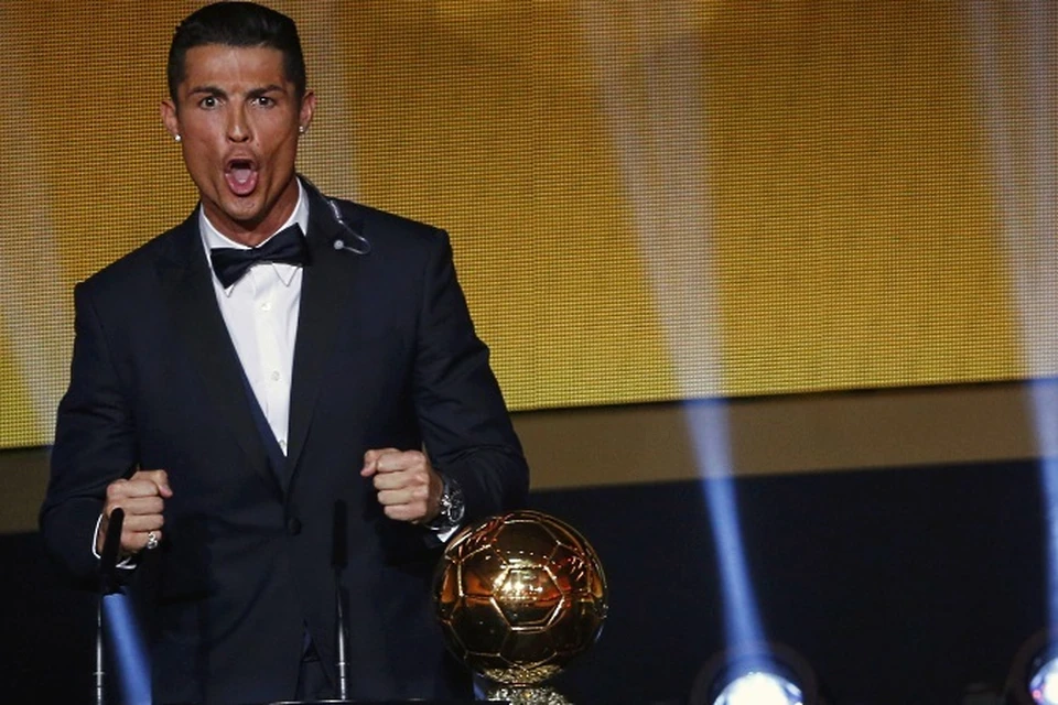 Португалец Криштиану Роналду становился лучшим футболистом мира по итогам 2008, 2013 и 2014 годов.