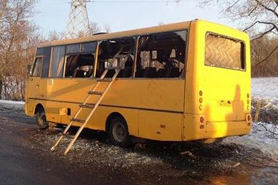 На Украине не утихают страсти по поводу расстрела рейсового автобуса, ехавшего 13 января из Мариуполя в Донецк
