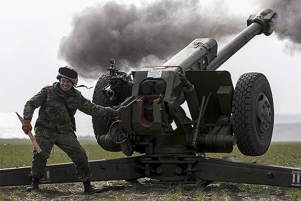 19 марта 2015 года, учения артиллеристов батальона "Азов" к западу от Мариуполя.