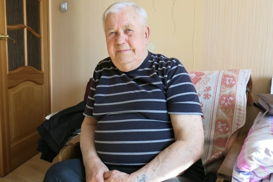 Михаил Семенович обожает садоводство. Но здоровье не позволяет много работать. Теперь он больше читает. Военные книги – одно из любимых направлений.