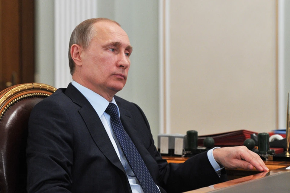 Путину в оперативном режиме докладывают о ситуации с лесными пожарами в Хакасии
