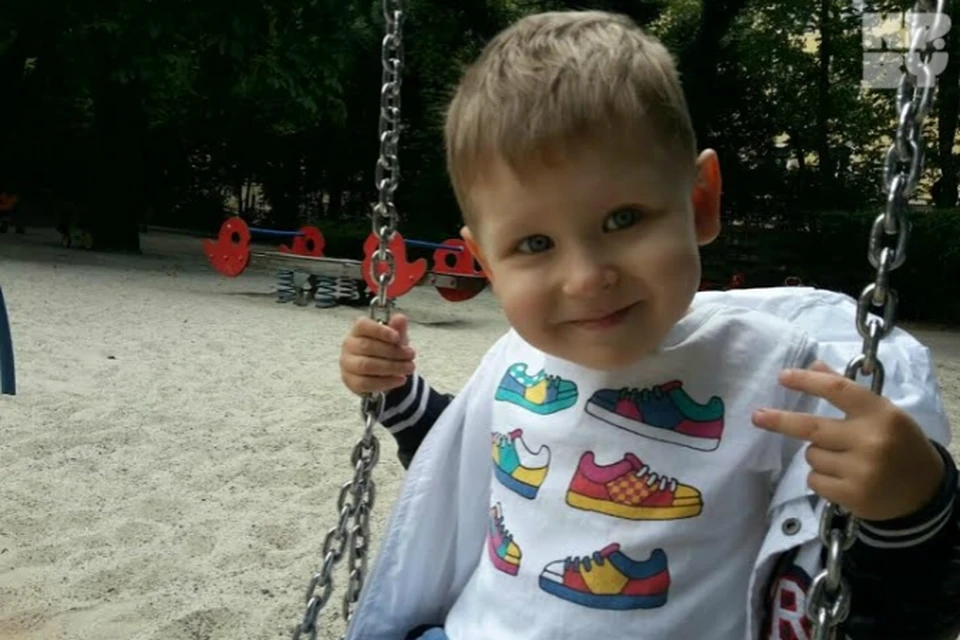 У Артема наступила ремиссия, но ему нужно пройти обследование в Германии. У семьи остался и долг перед клиникой