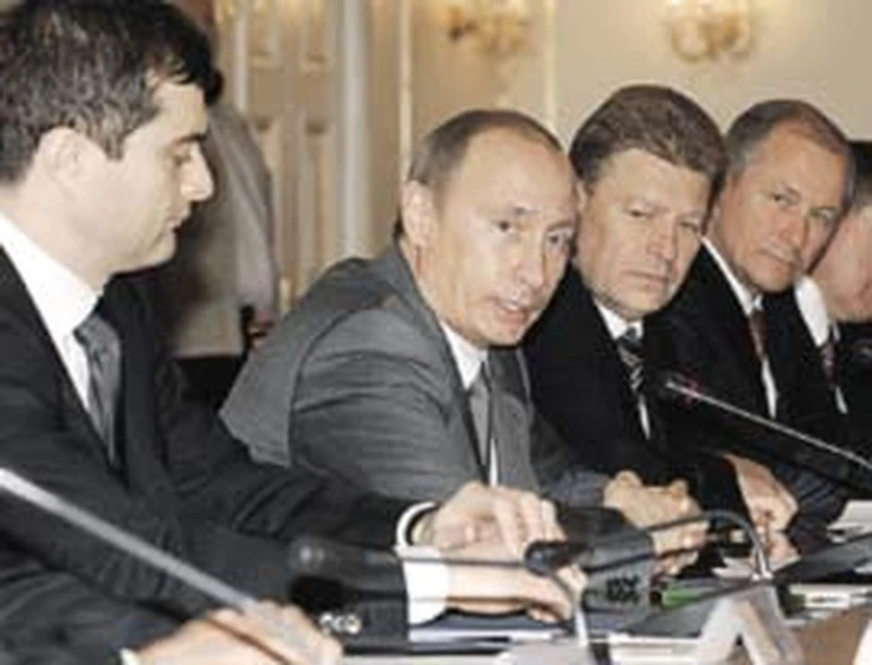 Путин приободрил  депутатов, которые не смогут пробиться в следующий состав парламента.