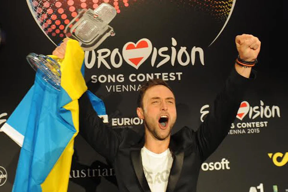 В эту ночь вся Вена гудела, празднуя выход в финал конкурса "Евровидение" шведского конкурсанта Монса Зельмерлева