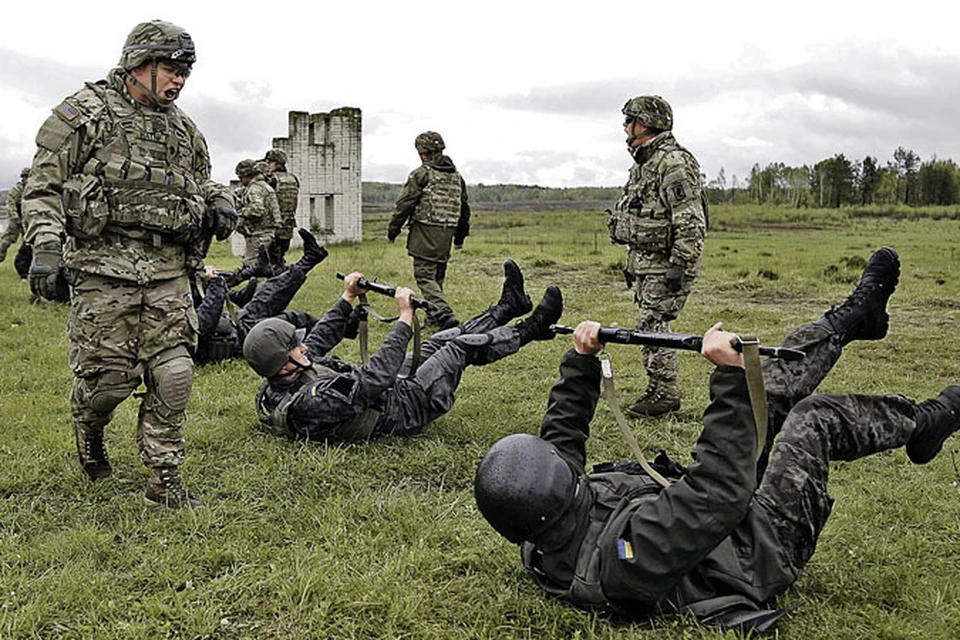 Инструкторы-десантники из США уже тренируют украинских военных на полигоне под Львовом. А скоро будут воевать под Луганском и Донецком?