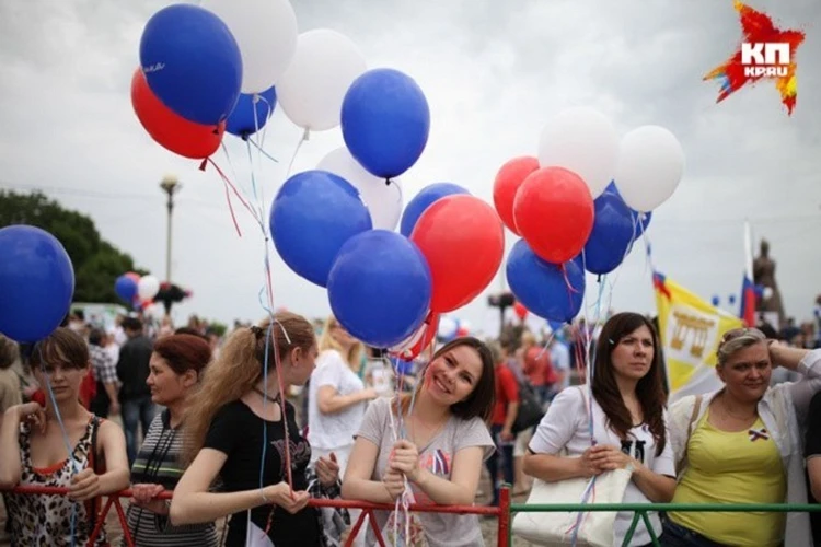 Ставрополье отметило День России сотнями воздушных шаров и пением Гимна