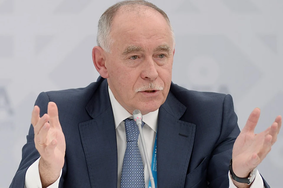 Виктор Иванов заявил во вторник на Коллегии ведомства, что к распространению "спайсов" в России могут быть причастны зарубежные спецслужбы