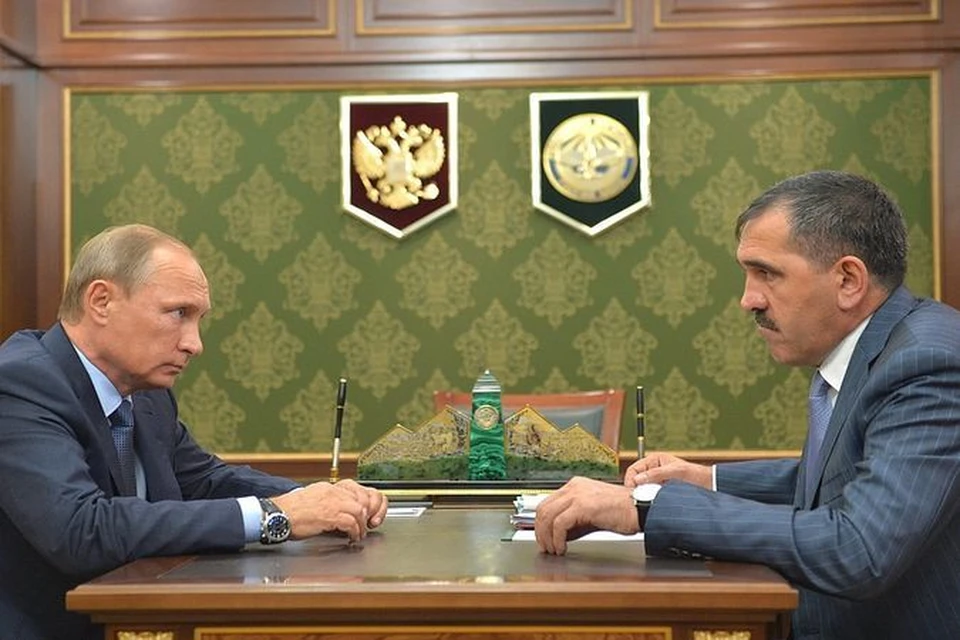 Владимир Путин и Юнус-Бек Евкуров. Фото: kremlin.ru