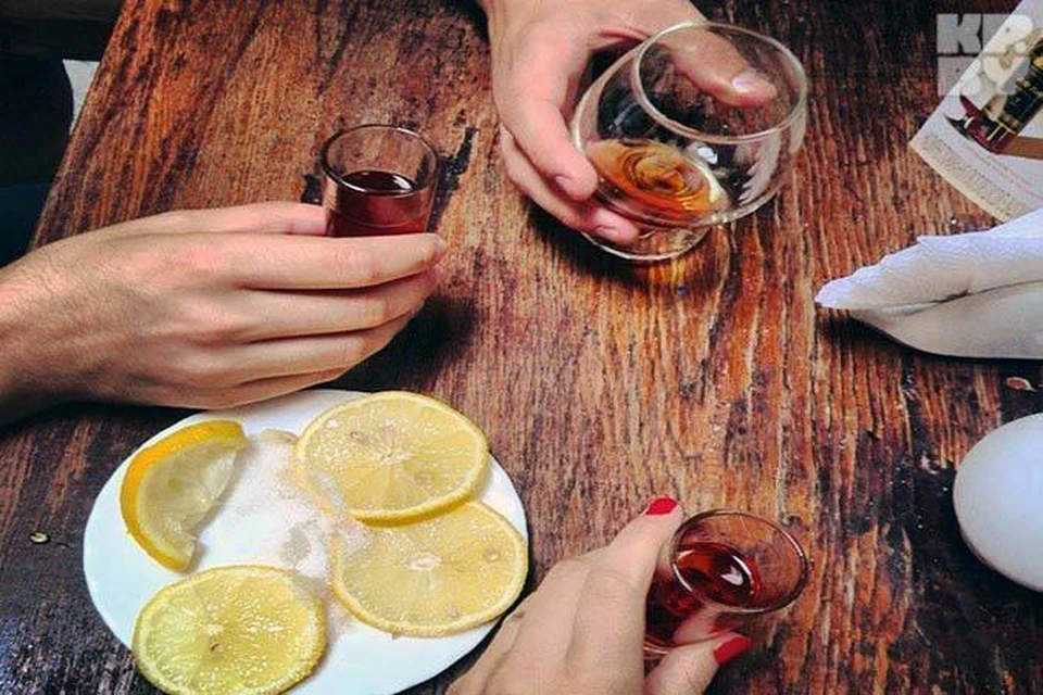 В белорусских кафе, барах и ресторанах теперь должен быть большой выбор белорусского алкоголя.