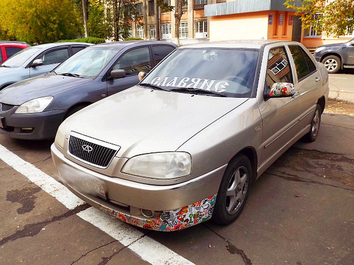 Возле каких факультетов вузов Твери паркуются самые дорогие авто - KP.RU