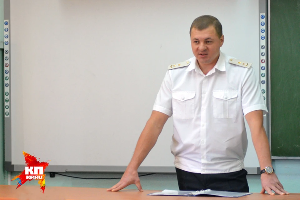 Машинист Новосибирского метрополитена Алексей Бугаков не скрывает: его работа интересна, но при этом очень сложна.