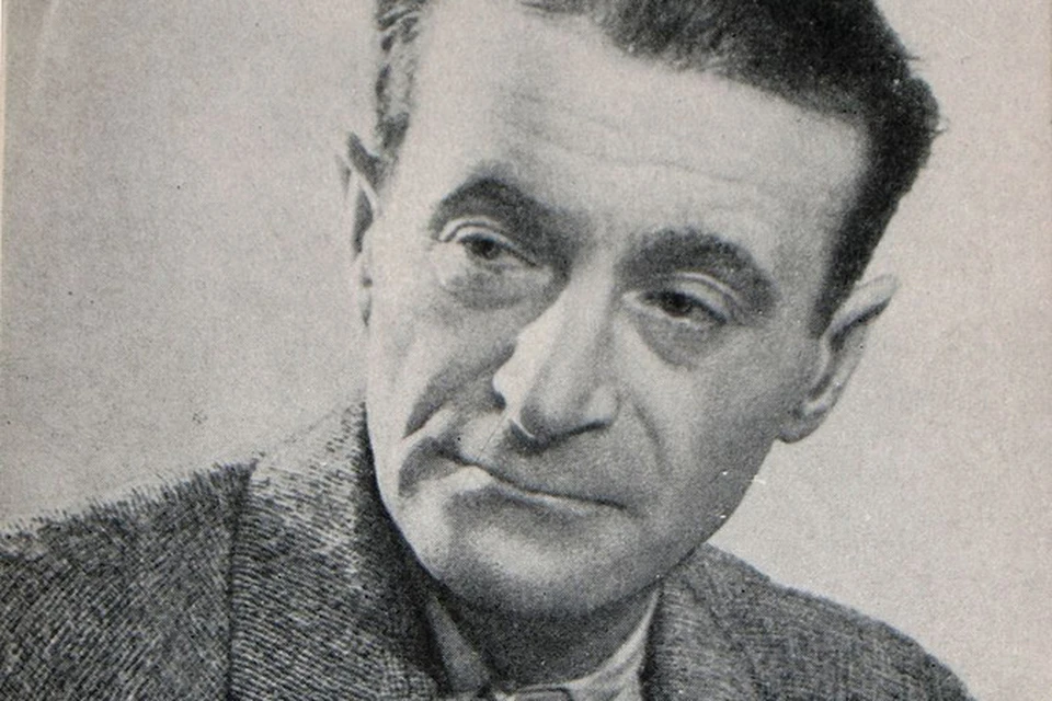 Михаил Светлов.