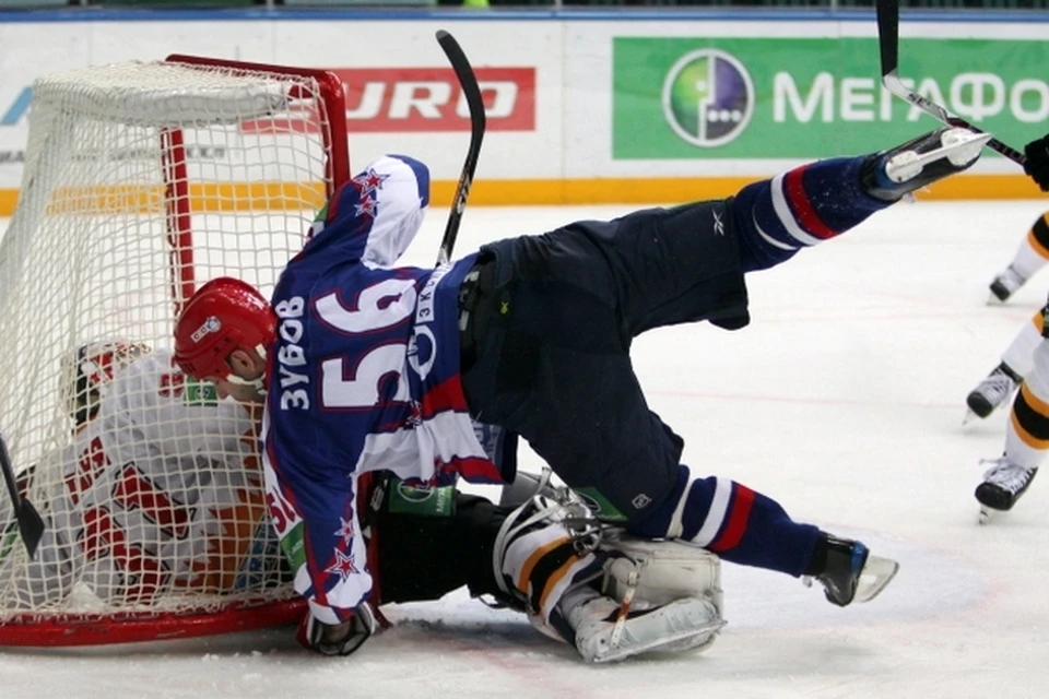Сергей Зубов был одним из сильнейших защитников в российском хокке