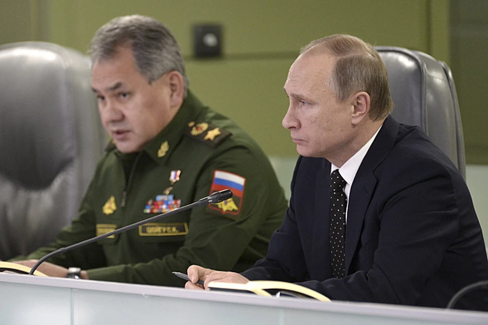 В докладе президенту министр обороны Сергей Шойгу рассказал, что российские ВКС нанесли массированный авиаудар по террористической группировке ИГИЛ