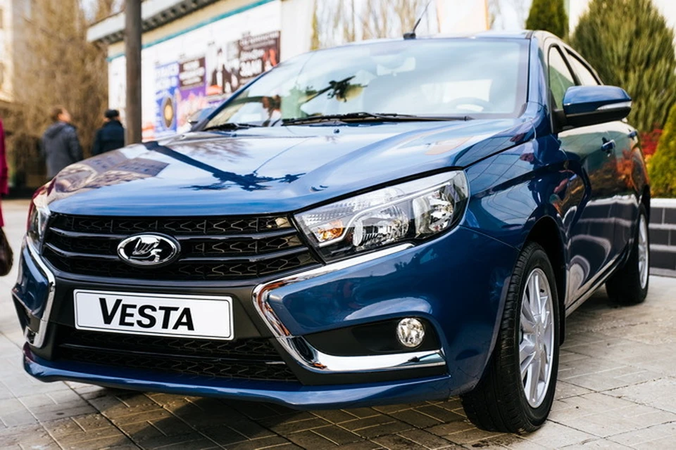В Новосибирске продажа Lada Vesta начнется 24 ноября в 23.00 в дилерском центре компании «АЗИЯ АВТО УСТЬ-КАМЕНОГОРСК» по адресу: ул. Хилокская, 9.