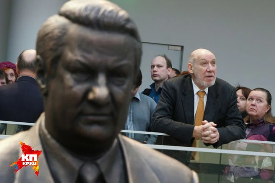 Георгий Сатаров (справа) работал помощником Бориса Ельцина с 1994 по 1997 год.