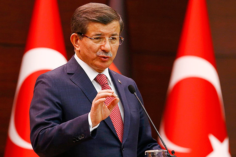 Премьер Турции Ахмет Давутоглу призвал турок вернуть исторический долг "братьям из Алеппо"