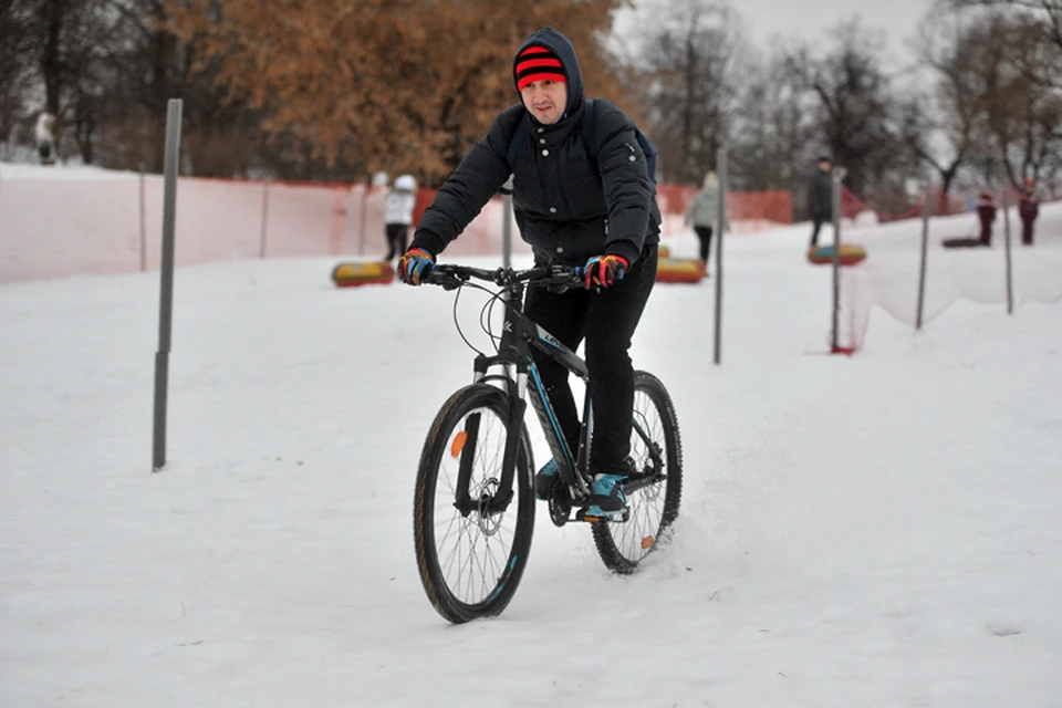 Ездить по Москве в феврале можно и на шоссейном, и на горном и на обычном городском велосипеде