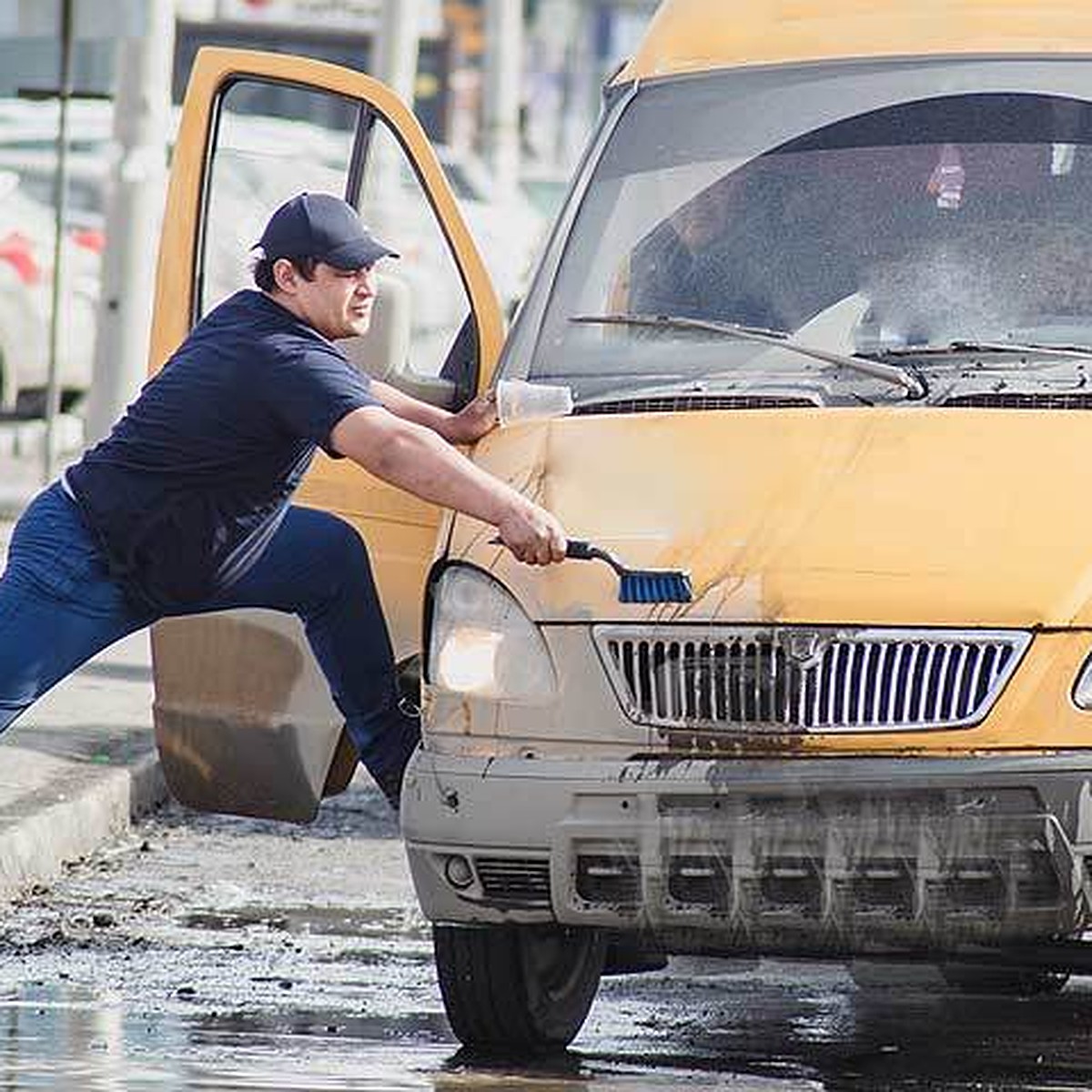 Газелистам» в Челябинске обещают 100 тысяч рублей в месяц - KP.RU