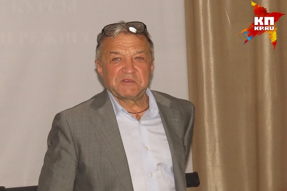 Тюменский актёр Леонид Окунев во время Музейной ночи рассказывал о копчёной пеляди, новом «Экипаже» и любви к родному городу