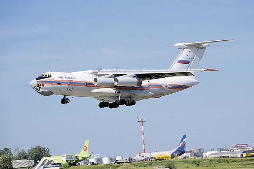 Вылет Ил-76 на задание. Через полчаса борт не выйдет на связь. Фото: Алексей КОРШУНОВ