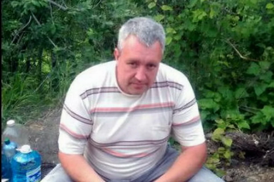 Олег неделю жил в палатке у своей перевернувшейся фуры. Фото: "Инцидент Новосибирск"