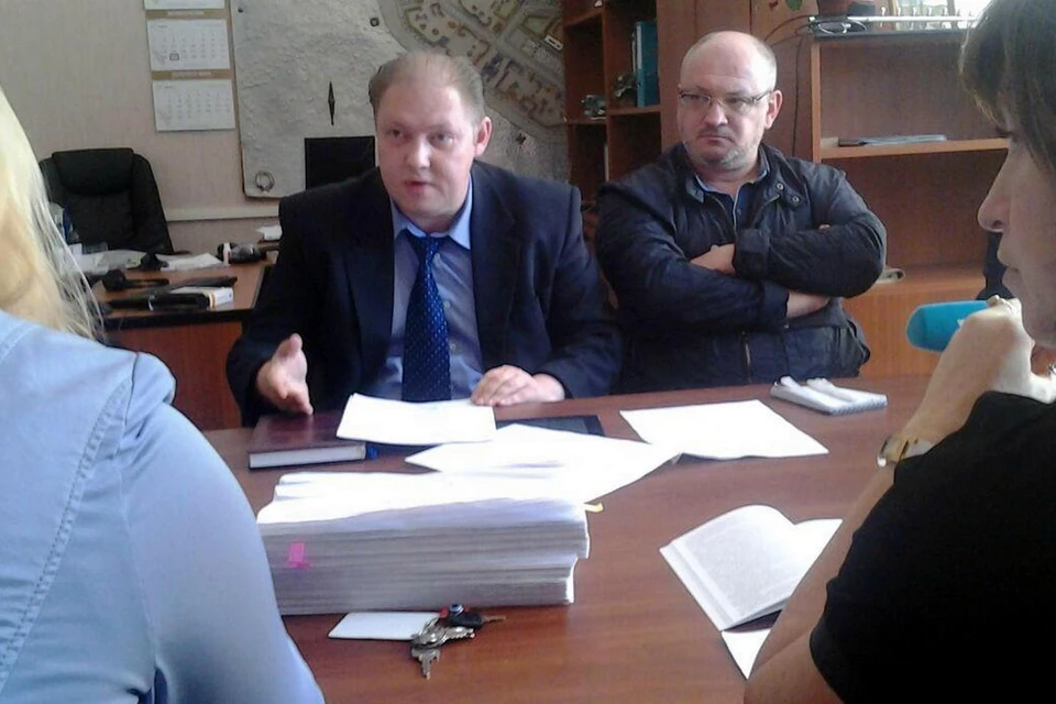 Поддержать Максима Резника в ТИК пришел Алексей Березин, ранее работавший в Горизбиркоме