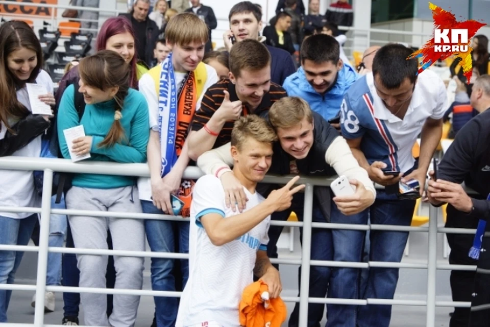Любимец уральских болельщиков Олег Шатов пожертвовал 13 миллионов рублей на строительство стадиона в Нижнем Тагиле