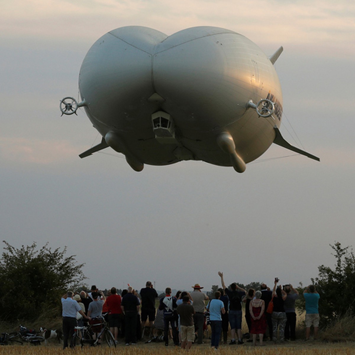 Как устроен чудо-дирижабль Airlander 10 - KP.RU