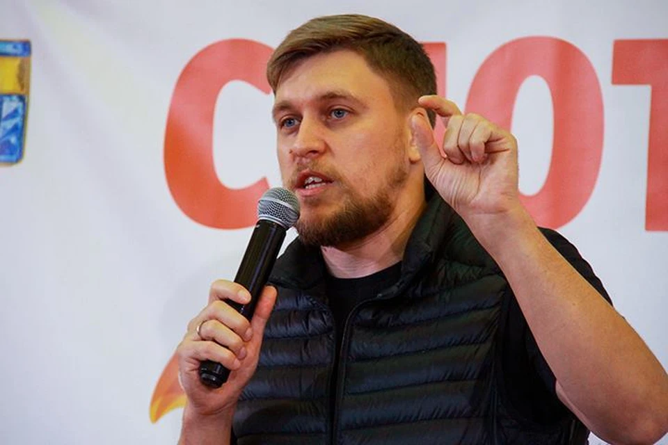 Резидент Comedy Club Александр Незлобин представил в Ярославле свой режиссерский дебют – комедию «Жених».