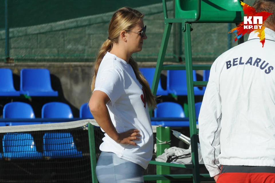 Виктория Азаренко играет в теннис даже на шестом месяце беременности