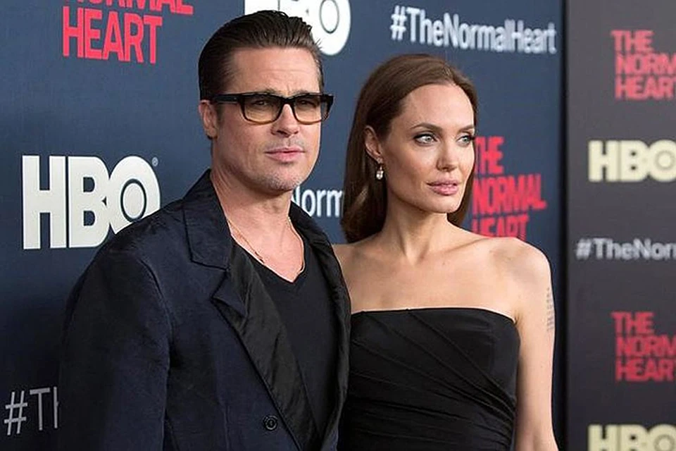19 сентября Анджелина Джоли официально подала на развод с Брэдом Питтом