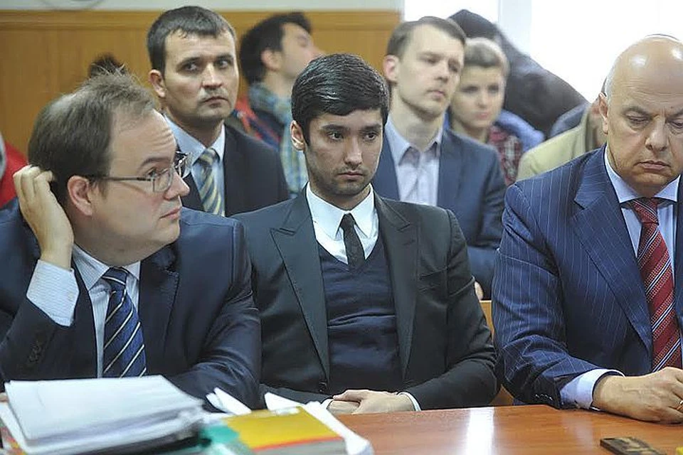 Сына вице-президента нефтяной компании "Лукойл" Руслана Шамсуарова просят посадить в колонию на 2 года и 1 месяц