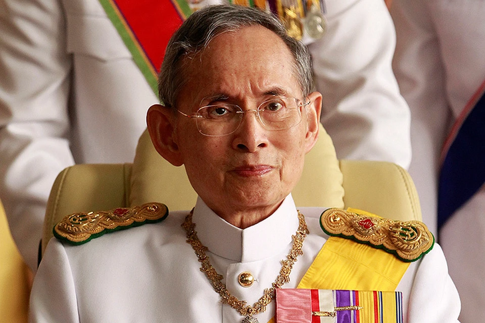 Умер король Таиланда Пхумипон Адульядет
