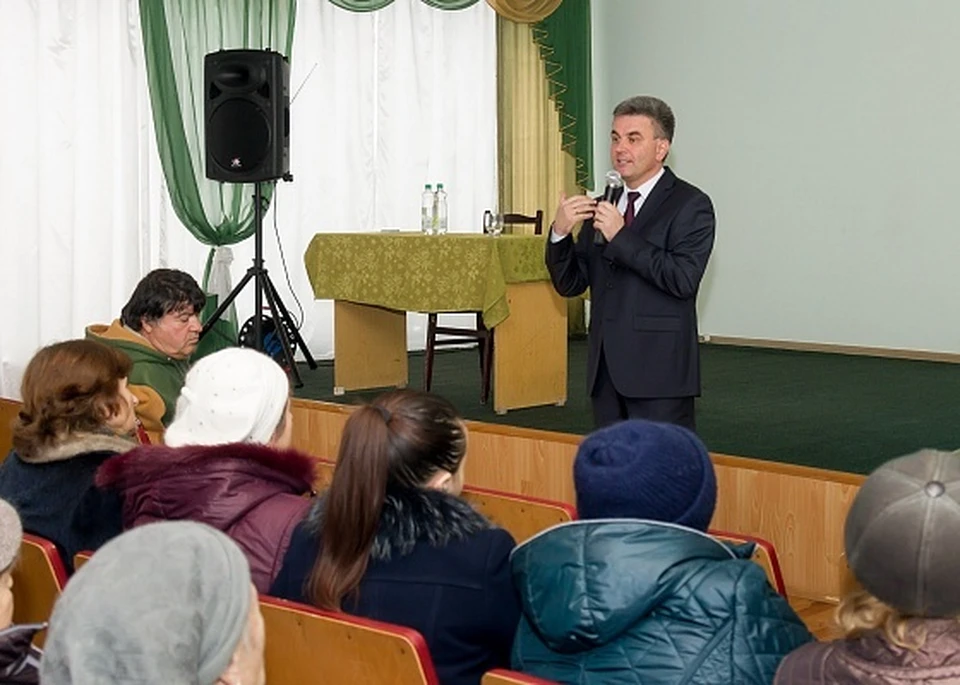 Вадим Красносельский, кандидат в президенты Приднестровской Молдавской Республики встретился с жителями Тирасполя.