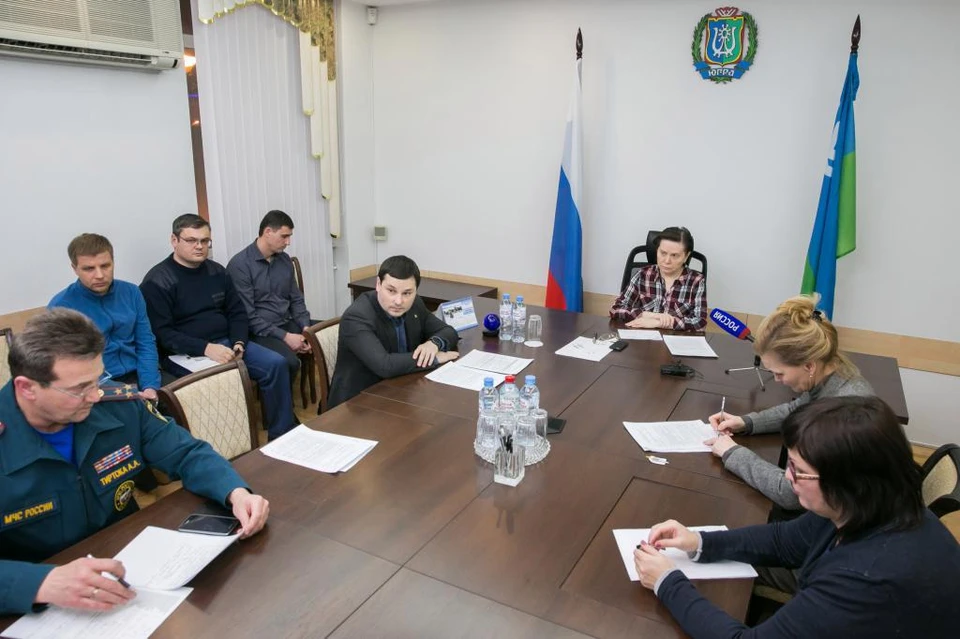 Губернатор Наталья Комарова провела заседание оперативного штаба. Фото: admhmao.ru