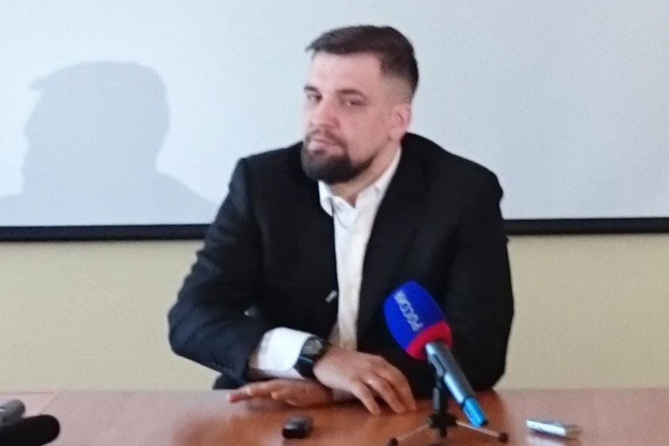 После суда Баста дал пресс-конференцию в Ростове.