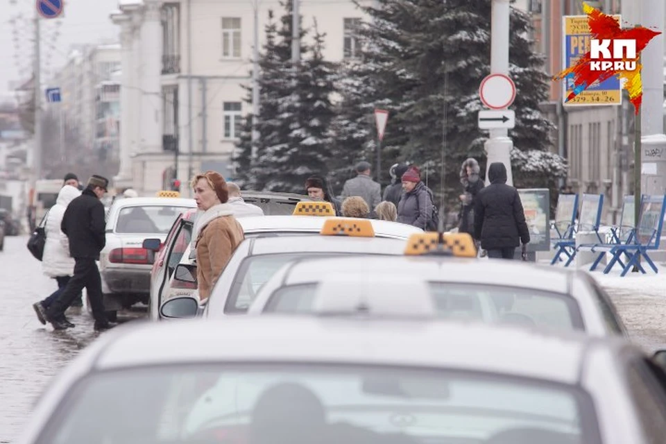 Таксисты Екатеринбурга хотят перекрыть центр города из-за забастовки