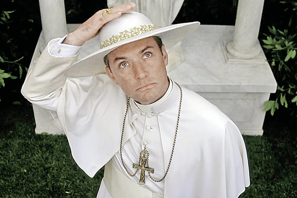 Герой Джуда Лоу заставит вас искать Бога в собственной душе. Фото: HBO/globallookpress.com